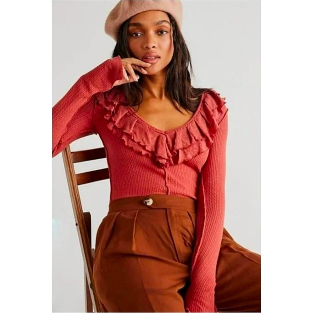 Free People Bennet Ruffle V-Neck Thermal Top Terracotta Waffle Knit XS romantic